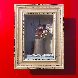 Flower cased decor vintage